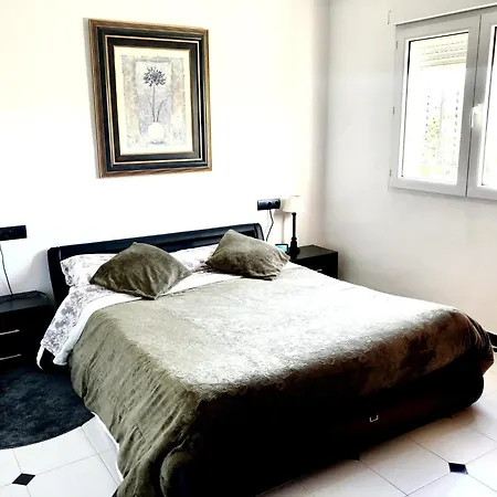 Kame House Holiday home